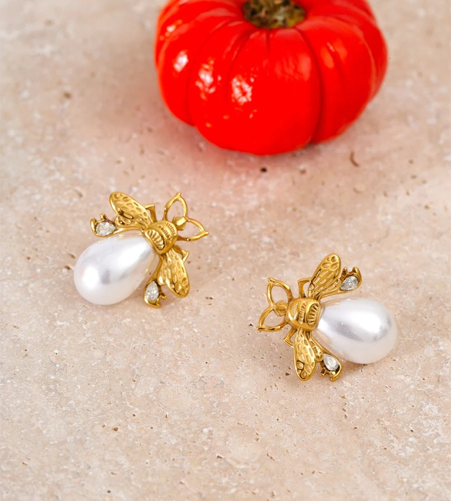 Simulated pearls zircon bee stud earrings - product image