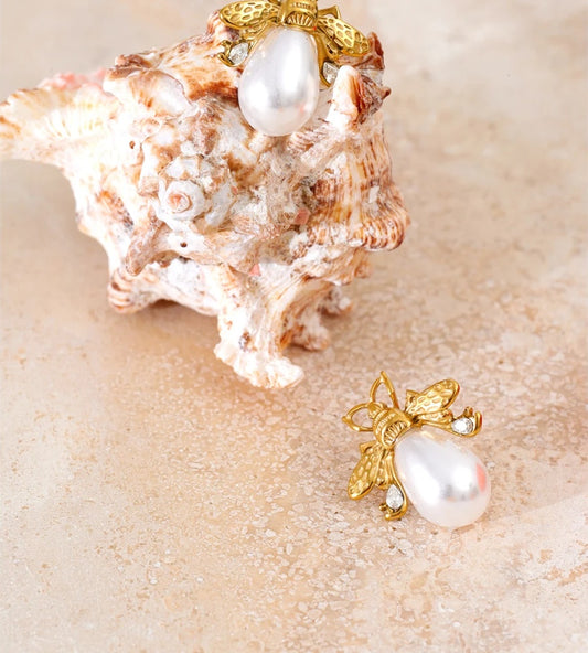 Simulated pearls zircon bee stud earrings - product image