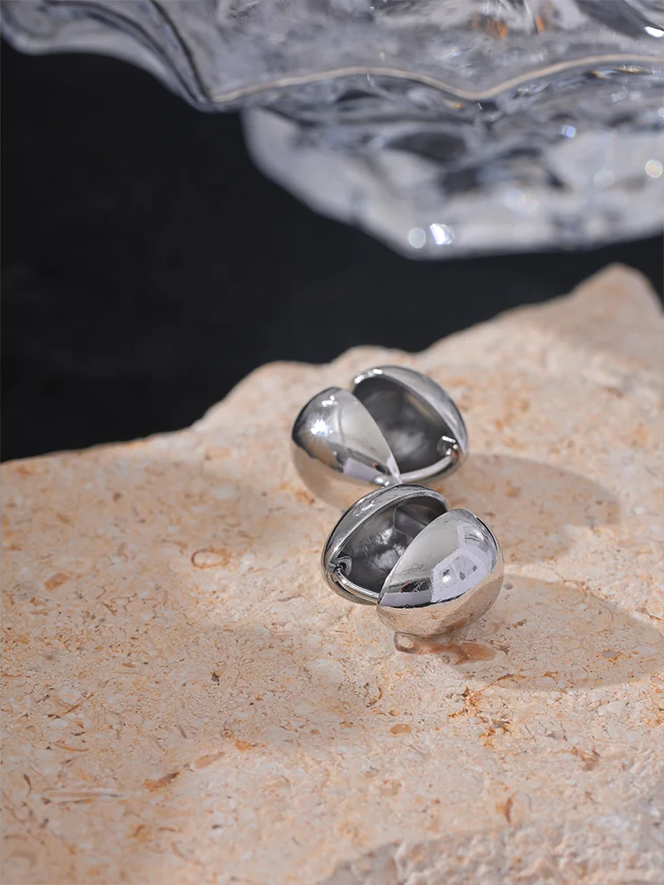 Sleek double face abstract hoop earrings - product image