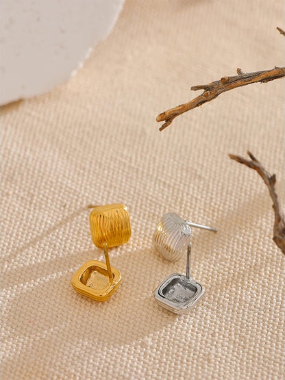 Small square metal stud earrings women - product image