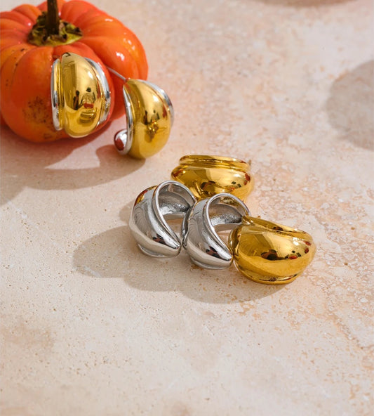 Smooth c-shape huggie daily hoop earrings - product image
