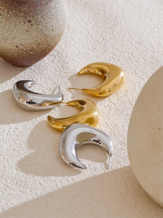 Smooth chunky c-shape huggie hoop earrings - product image