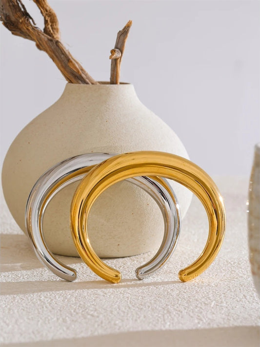 Smooth chunky open minimalist cuff bracelet - product image