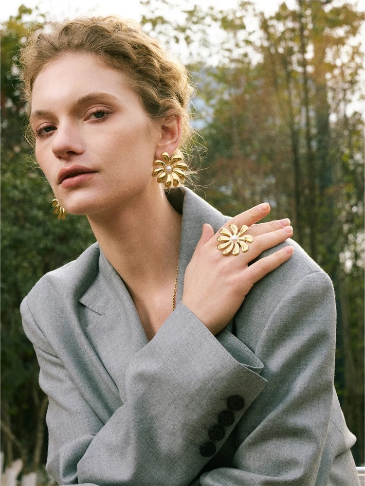Smooth flower pearl adjustable plant ring - product image