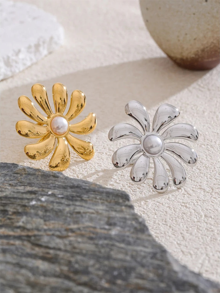 Smooth flower pearl adjustable plant ring - product image