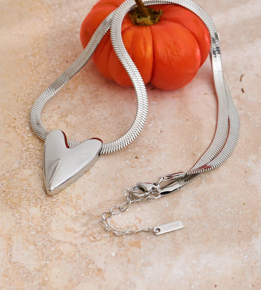 Smooth heart pendant snake chain necklace - product image
