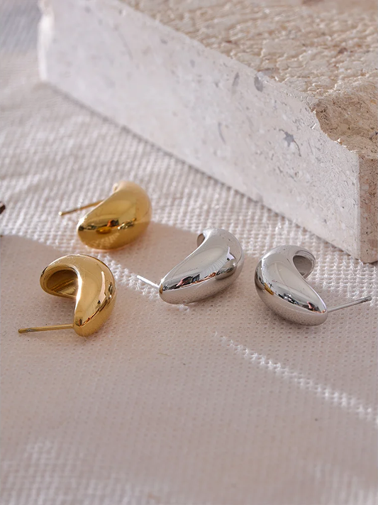 Smooth metal abstract hoop earrings daily fashion - product image