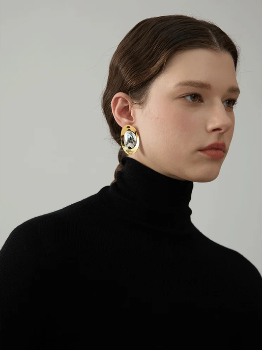 Smooth modern polished stud earrings women - product image