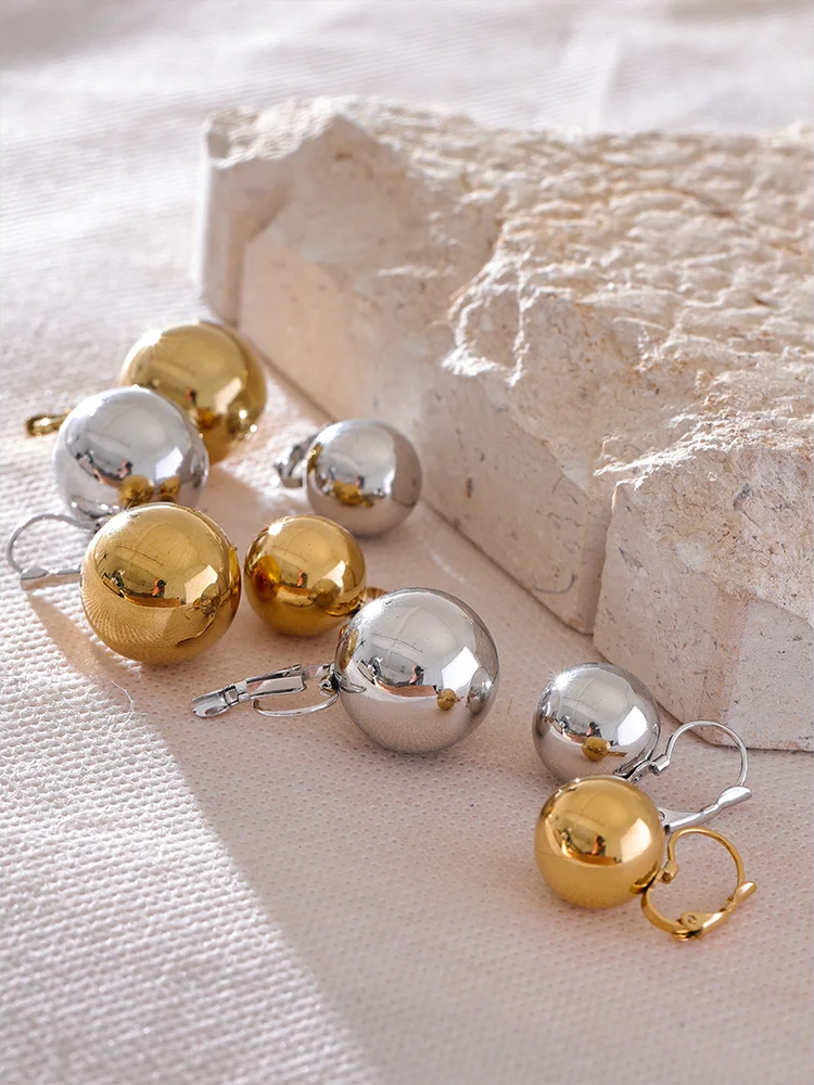 Smooth round big hoop metal charm earrings - product image