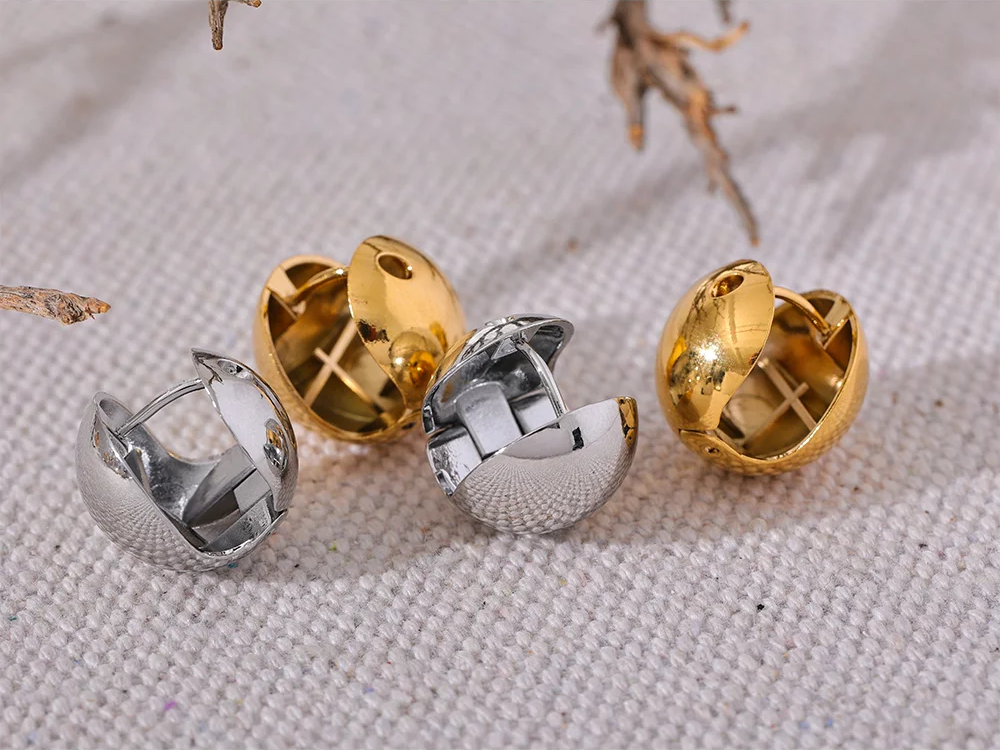 Smooth round hollow hoop earrings - product image