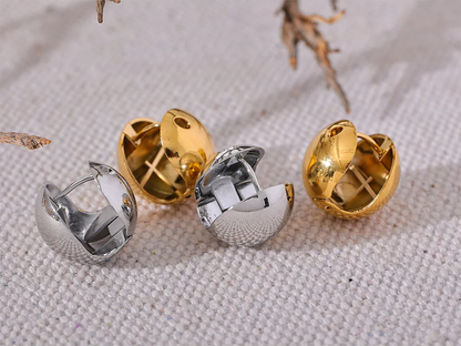 Smooth round hollow hoop earrings - product image