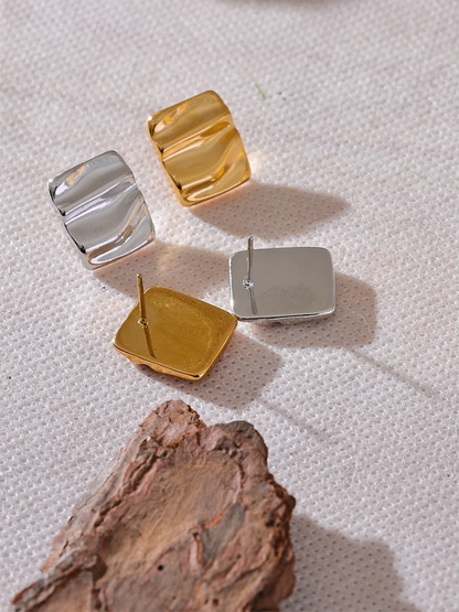 Square minimalist metal small stud earrings - product image