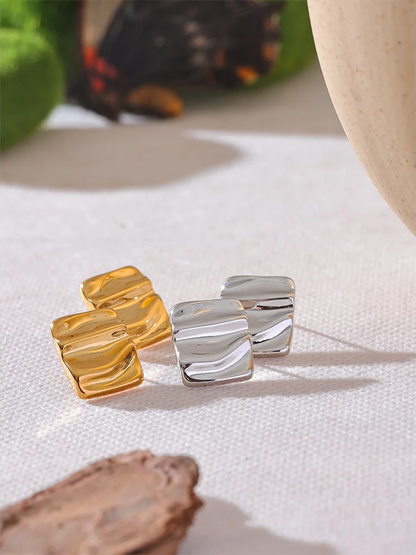 Square minimalist metal small stud earrings - product image