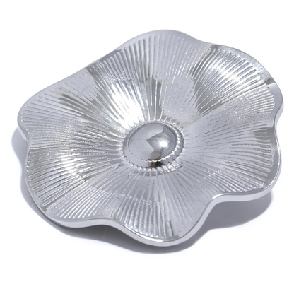 Stainless steel metal flower brooches - product image