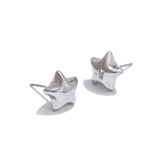 Star hollow small metal stud earrings - product image