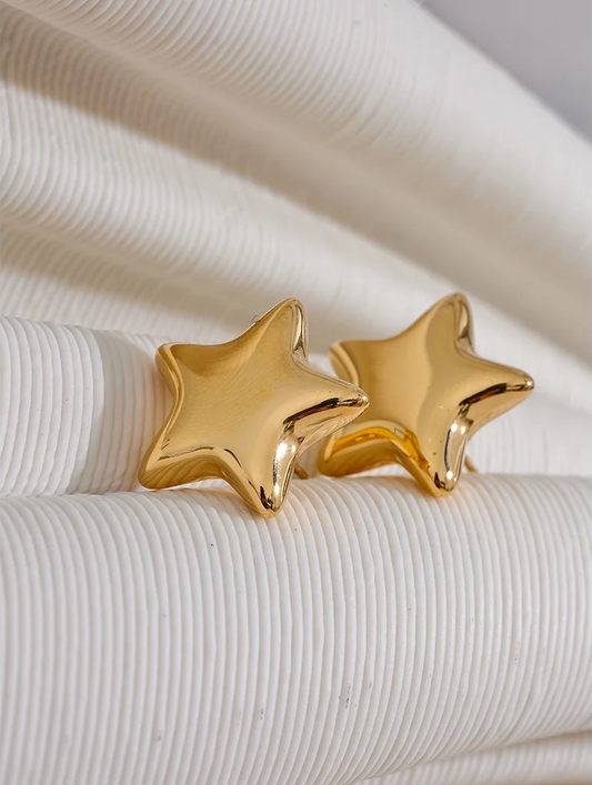 Star small textured fashion stud earrings - product image