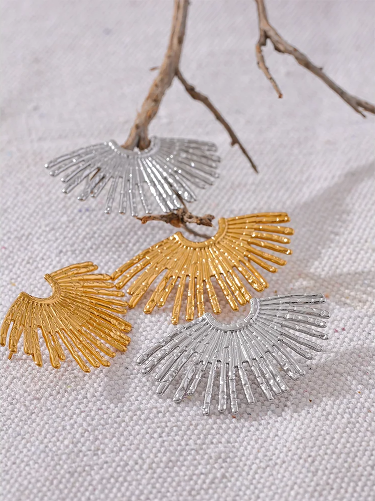 Statement big minimalist stud earrings women - product image
