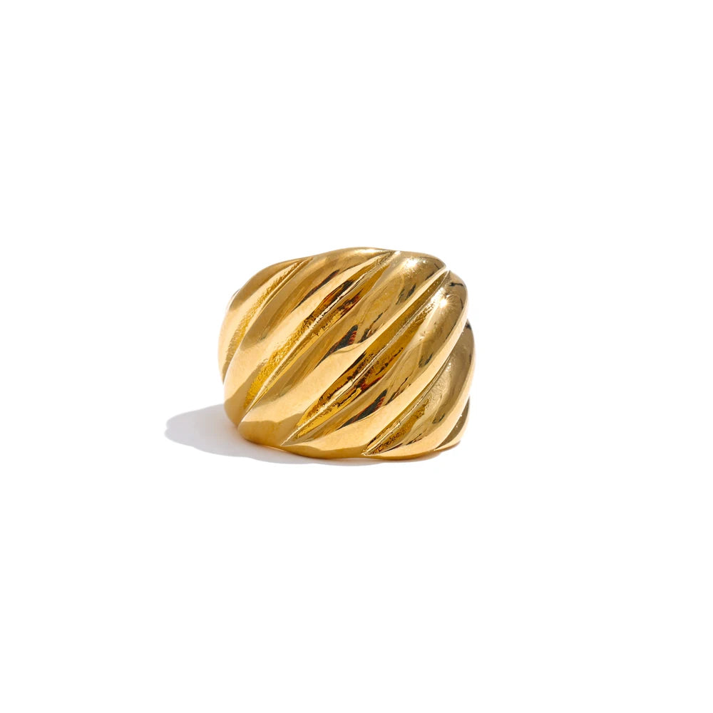 Striped abstract wide charm texture ring - product image