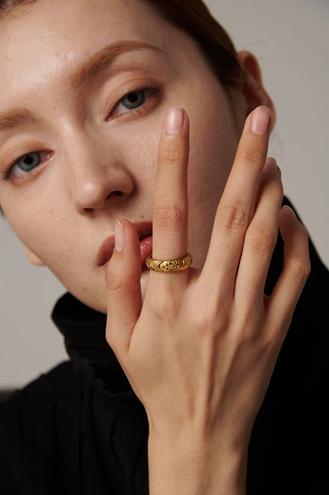 Sun star moon celestial pattern ring - product image