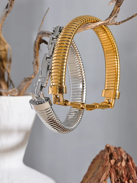 Textured fashion high quality bangle bracelet - product image