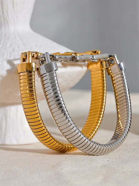 Textured fashion high quality bangle bracelet - product image