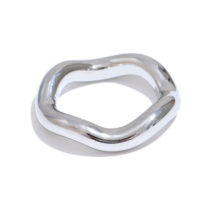 Twisted round textured daily wear finger ring - product image
