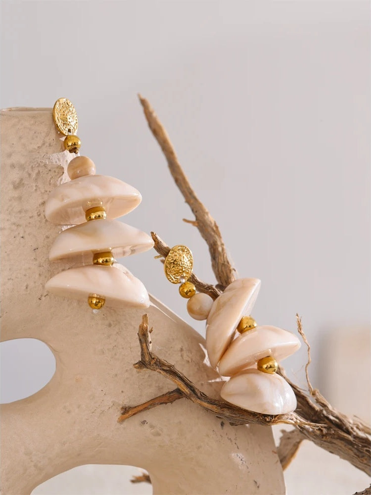 Unique resin minimalist drop earrings - product image