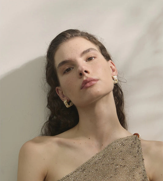Vintage cowboy style resin hoop earrings - product image