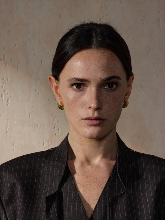 Vintage hammer star push-back stud earrings - product image