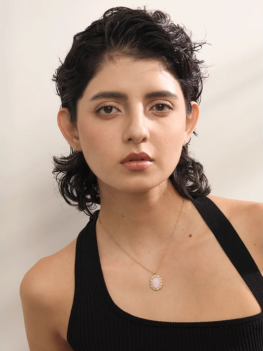 Vintage oval pendant pink pearl stone necklace - product image