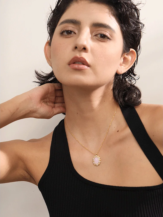 Vintage oval pendant pink pearl stone necklace - product image
