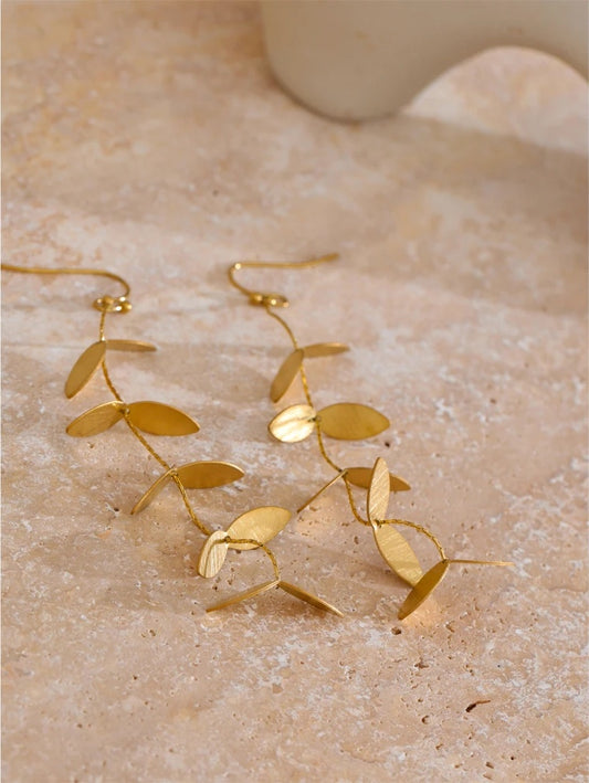 Vintage retro leaf long hanging drop earrings - product image