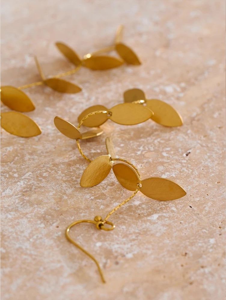 Vintage retro leaf long hanging drop earrings - product image