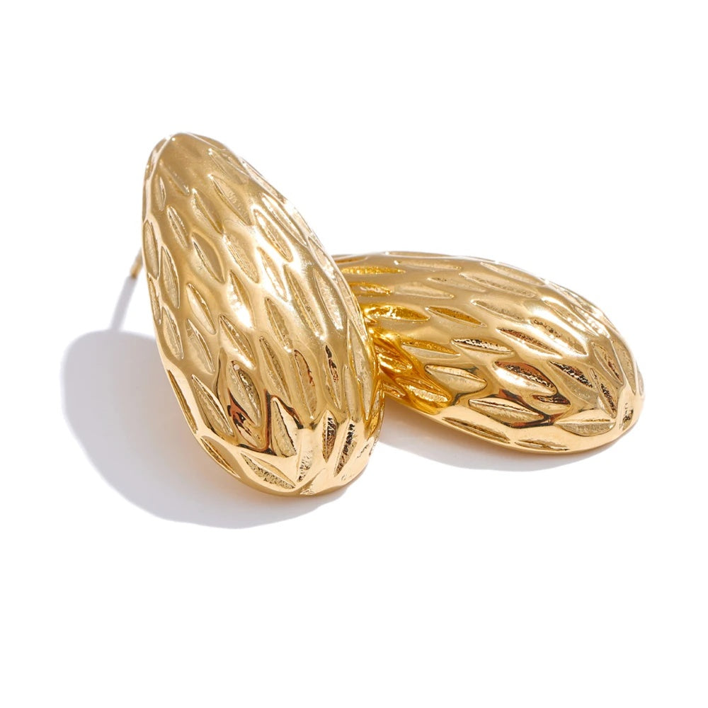 Vintage striped modern stud earrings for women - product image
