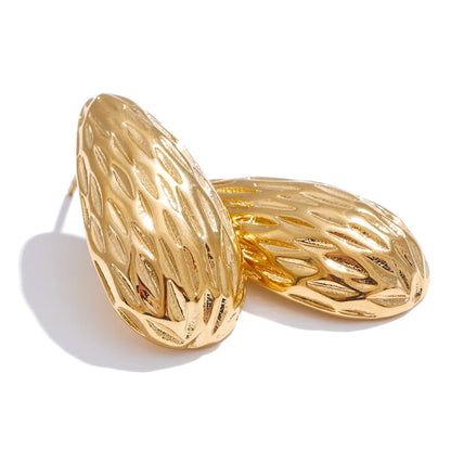 Vintage striped modern stud earrings for women - product image