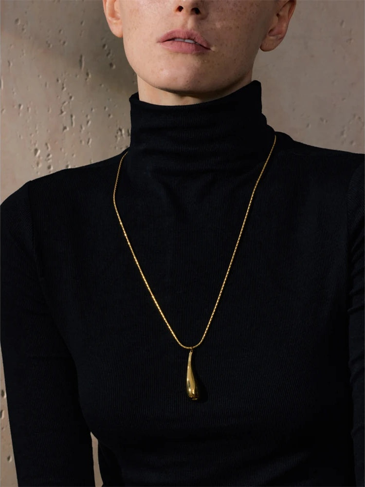 Water drop minimalist chic pendant necklace - product image