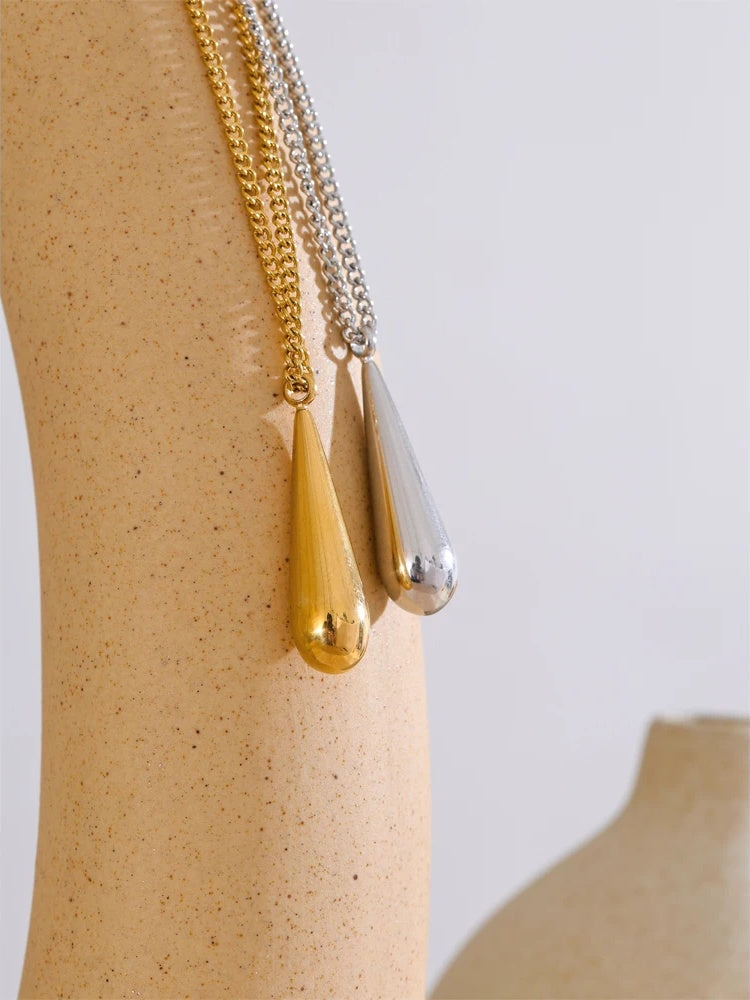 Water drop minimalist chic pendant necklace - product image