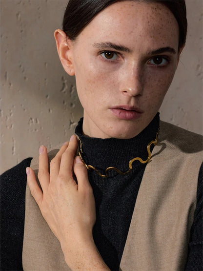 Wave pattern gold color choker necklace - product image