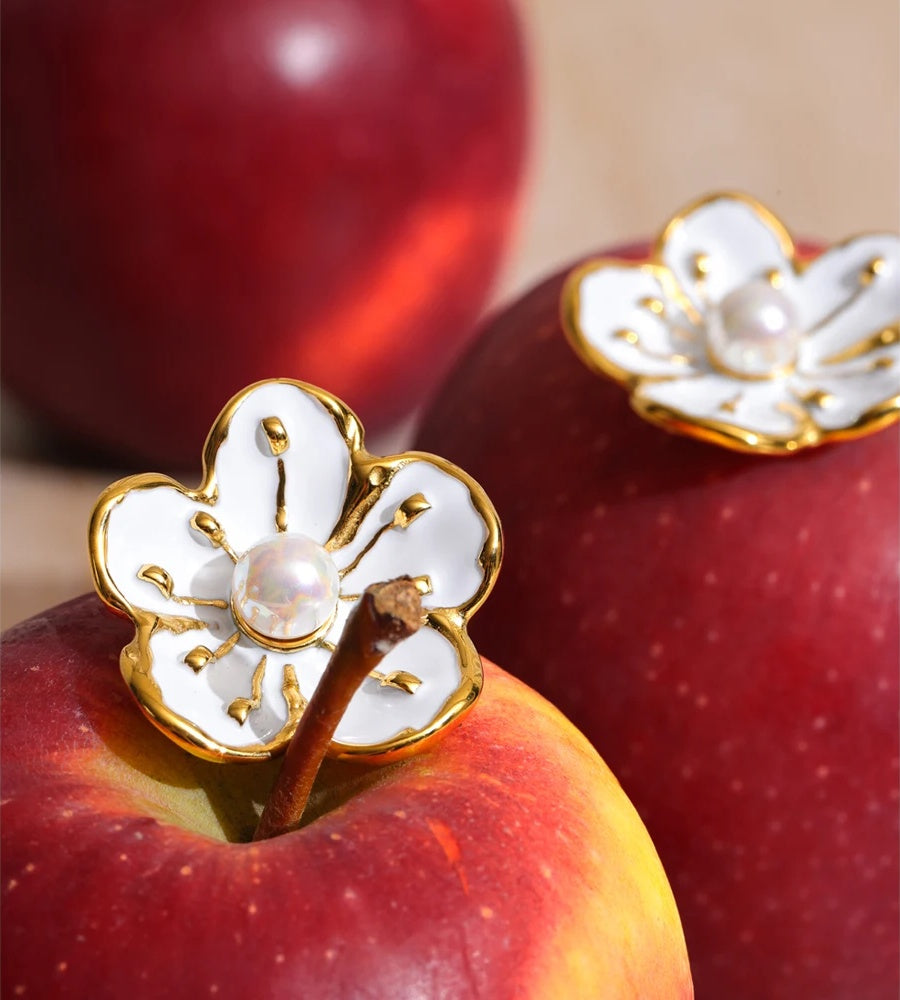 White enamel pearl flower earrings ring set - product image