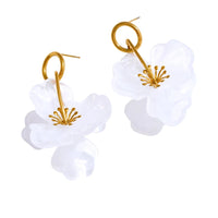 White Resin Flower Dangle Summer Earrings