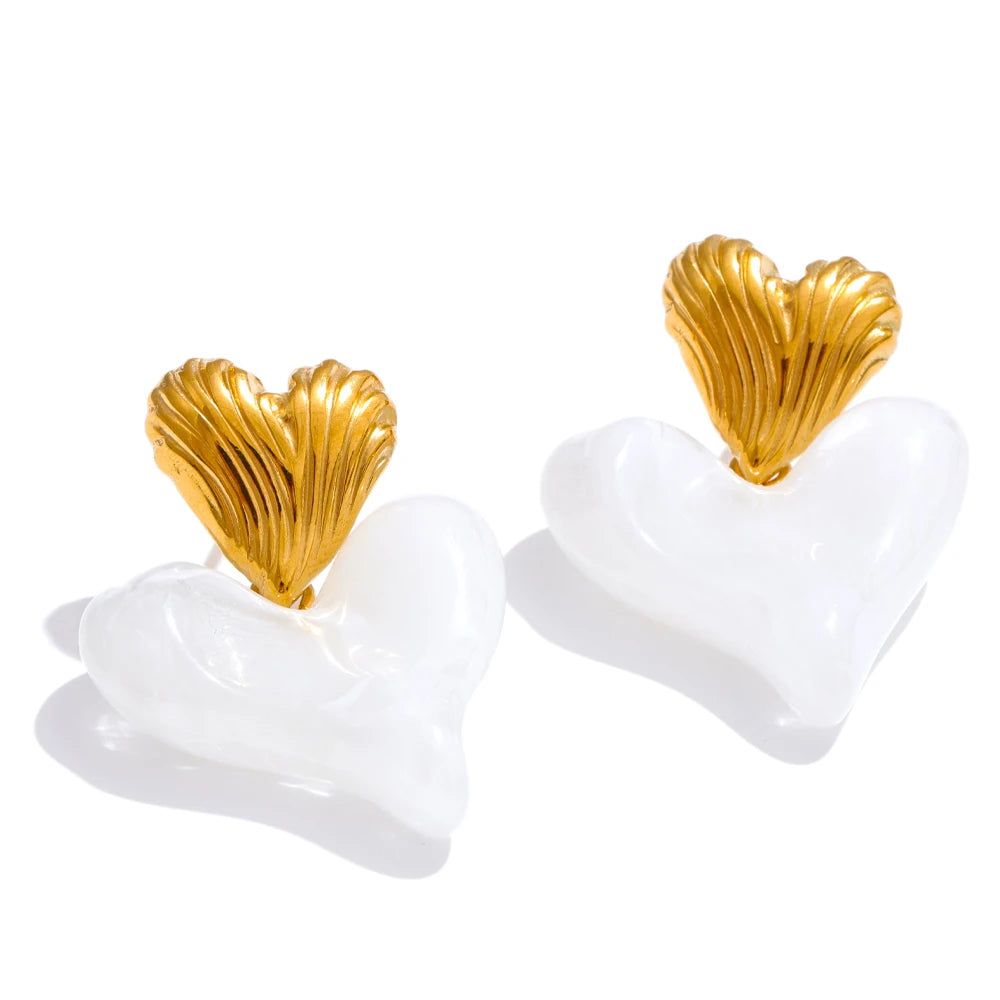 White resin heart c-shape abstract stud earrings - product image