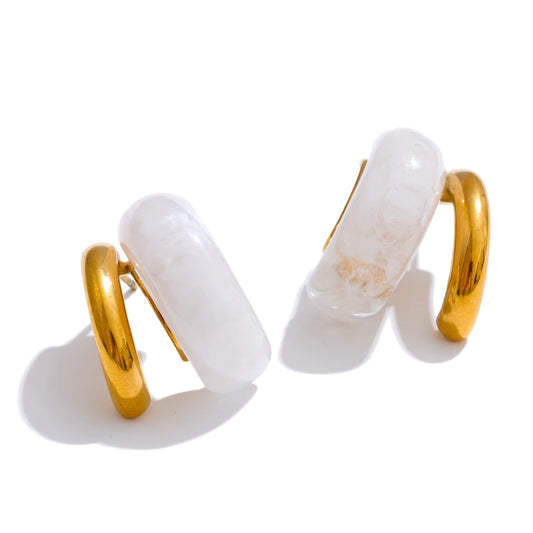 White resin heart c-shape abstract stud earrings - product image