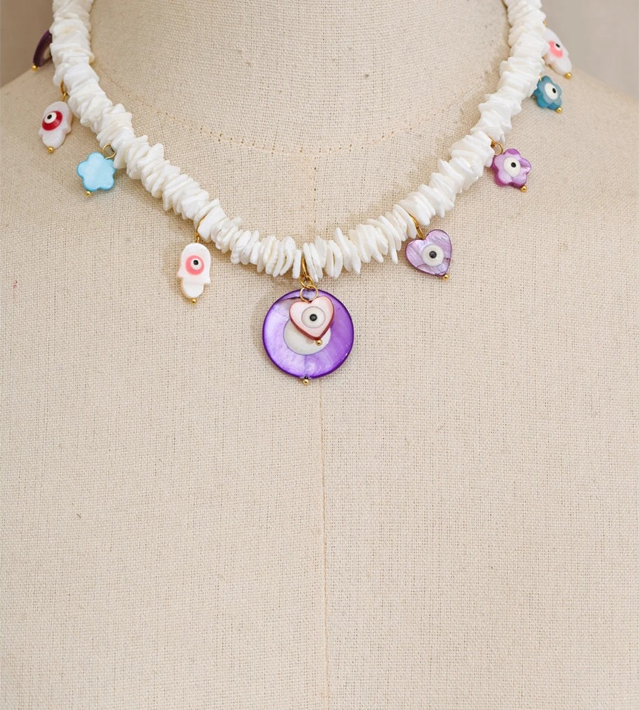 White shell chain round heart eye pendant necklace - product image