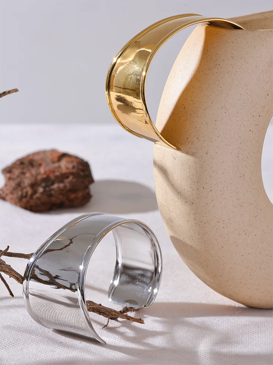 Wide cuff open metal bracelet unisex - product image