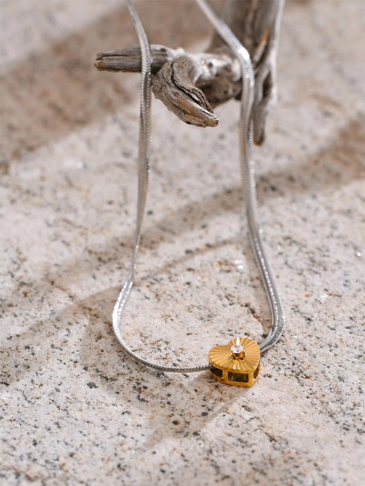 Zircon heart removable snake chain necklace - product image
