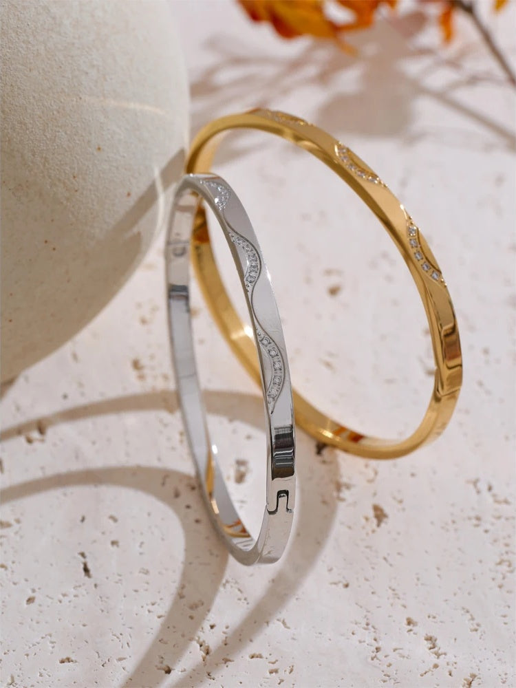 Zircon inlaid round polished bangle bracelet - product image