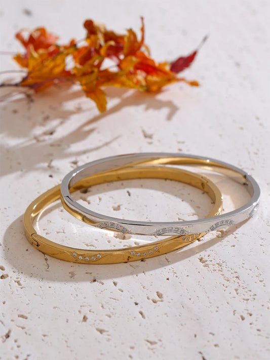 Zircon inlaid round polished bangle bracelet - product image