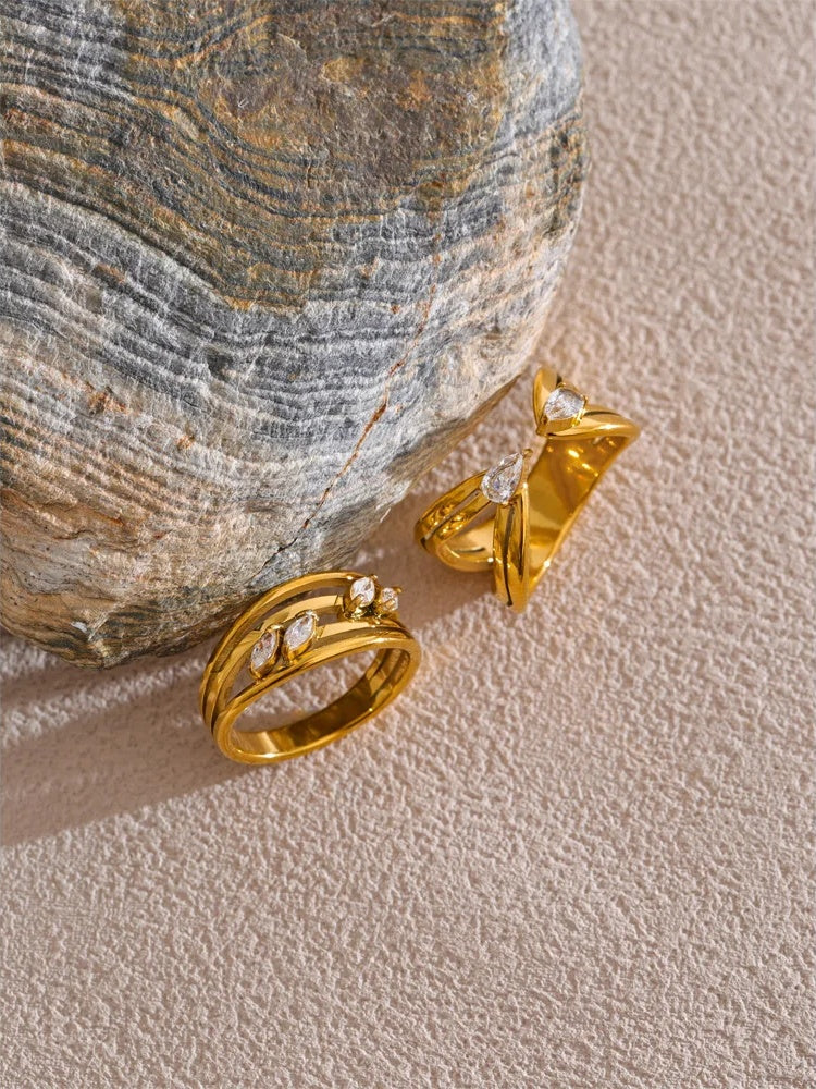 Zirconia layered hollow minimalist ring - product image