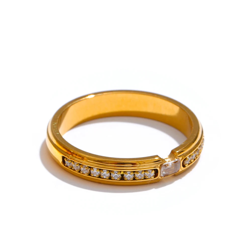 Zirconia round square smooth ring - product image