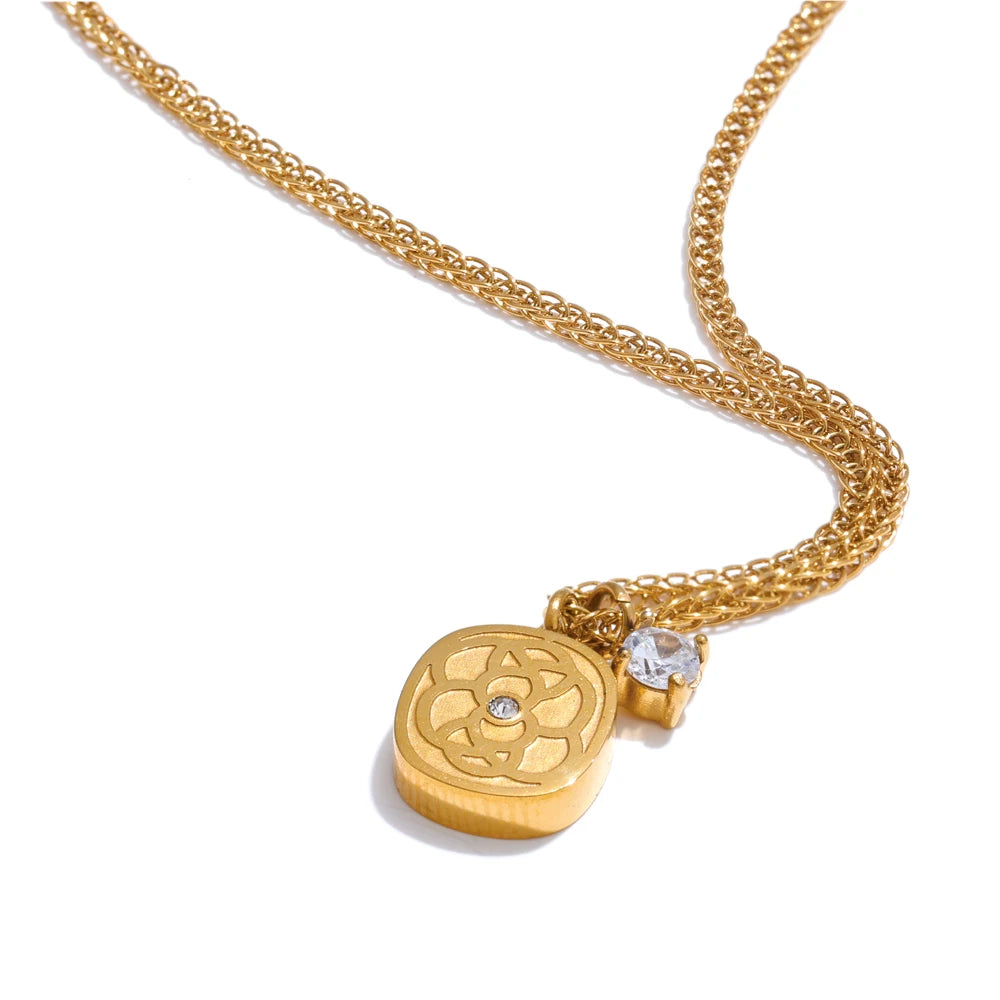 Zirconia square flower thick pendant necklace - product image
